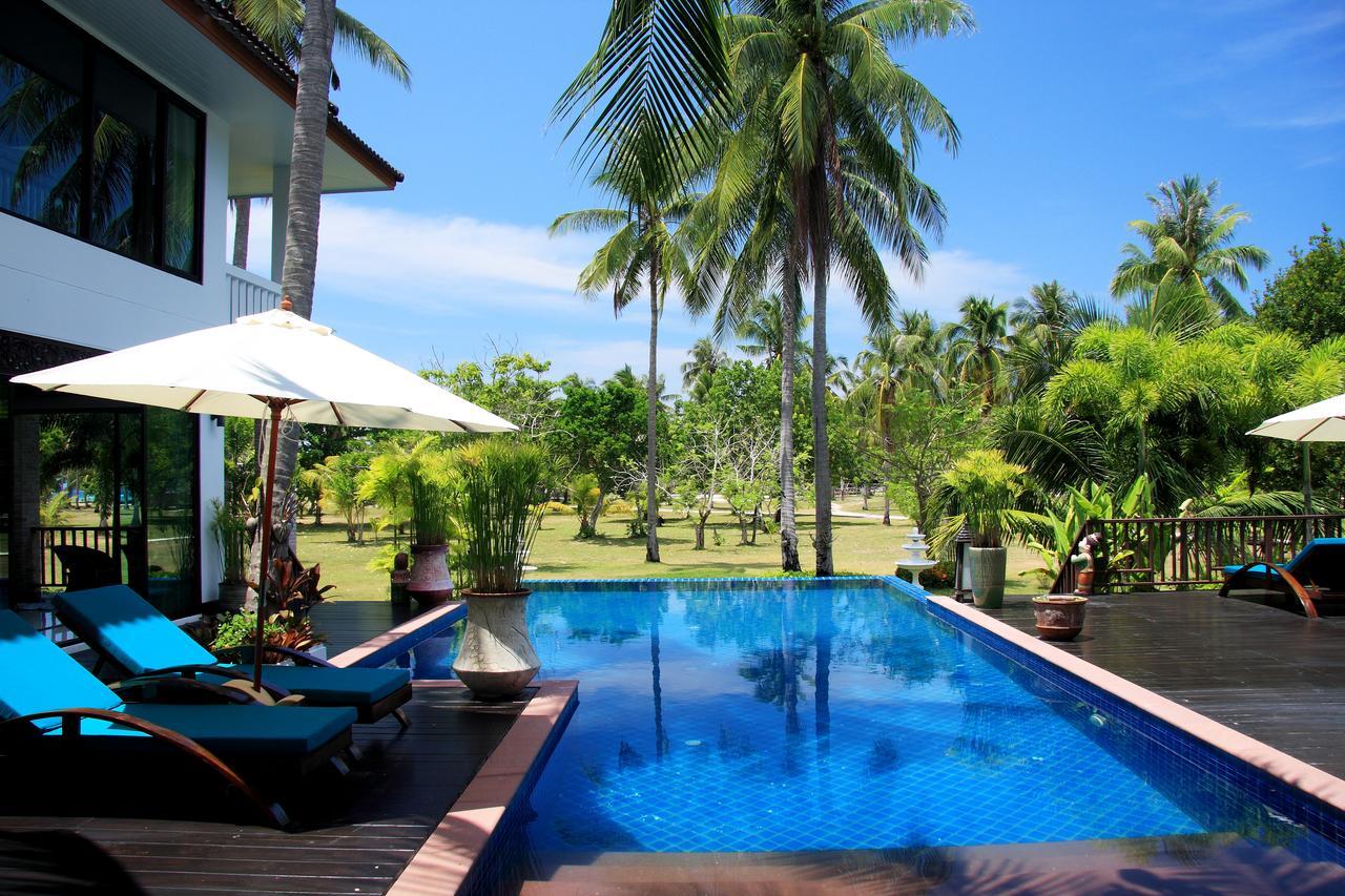 Racha Island Resort Koh Racha Yai Exterior photo